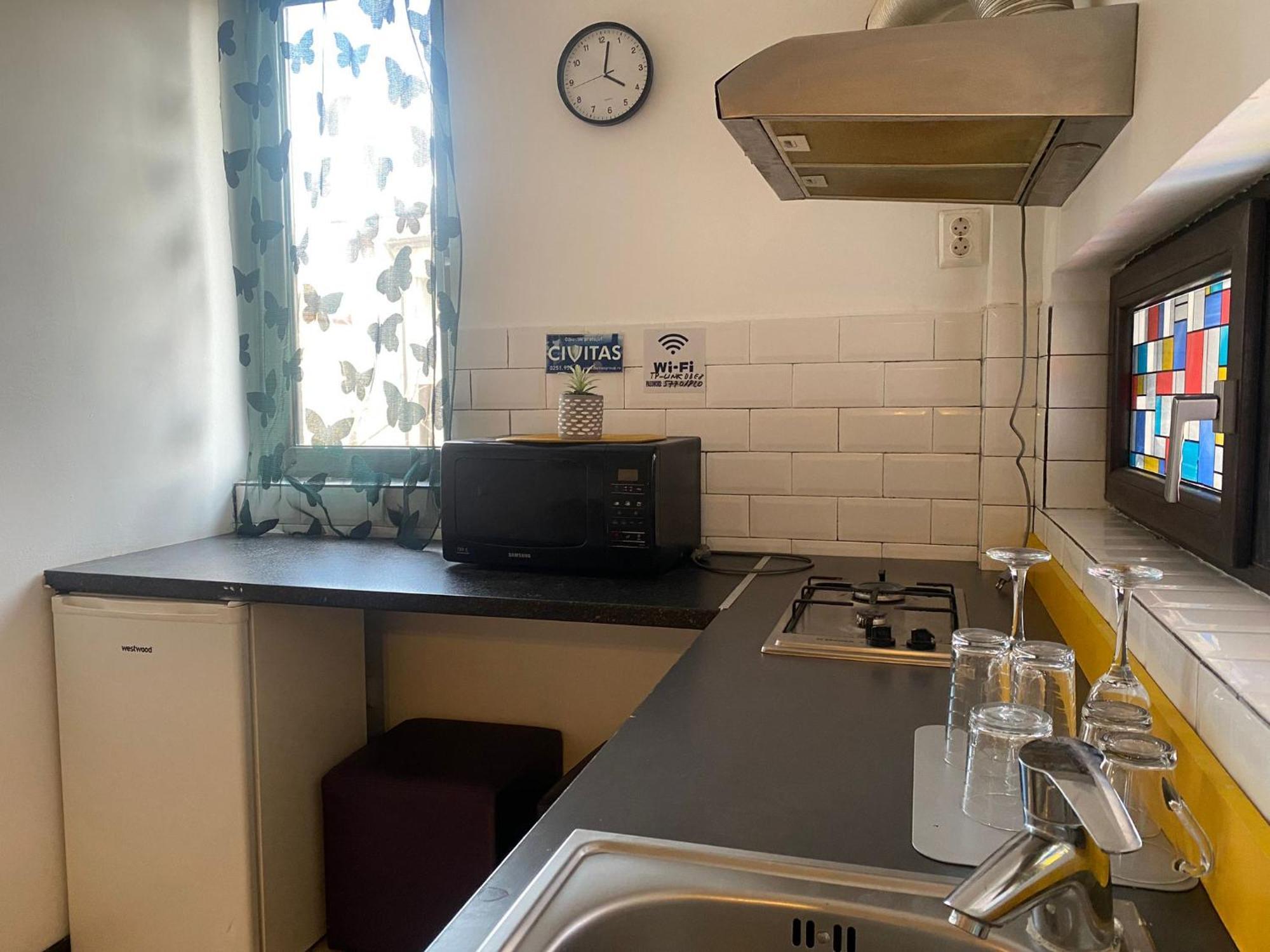 Millenium Apartment Central Крайова Стая снимка
