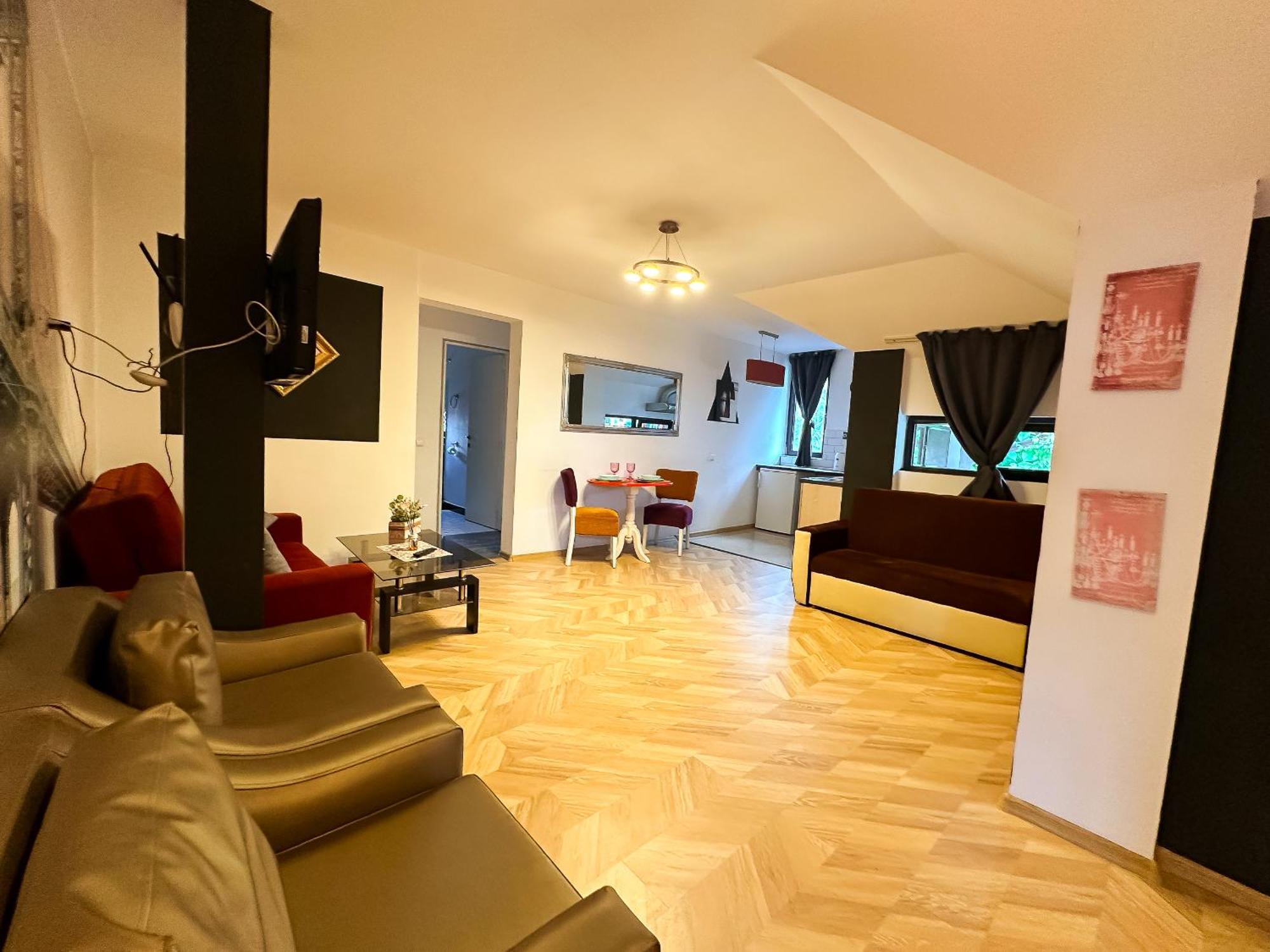 Millenium Apartment Central Крайова Екстериор снимка