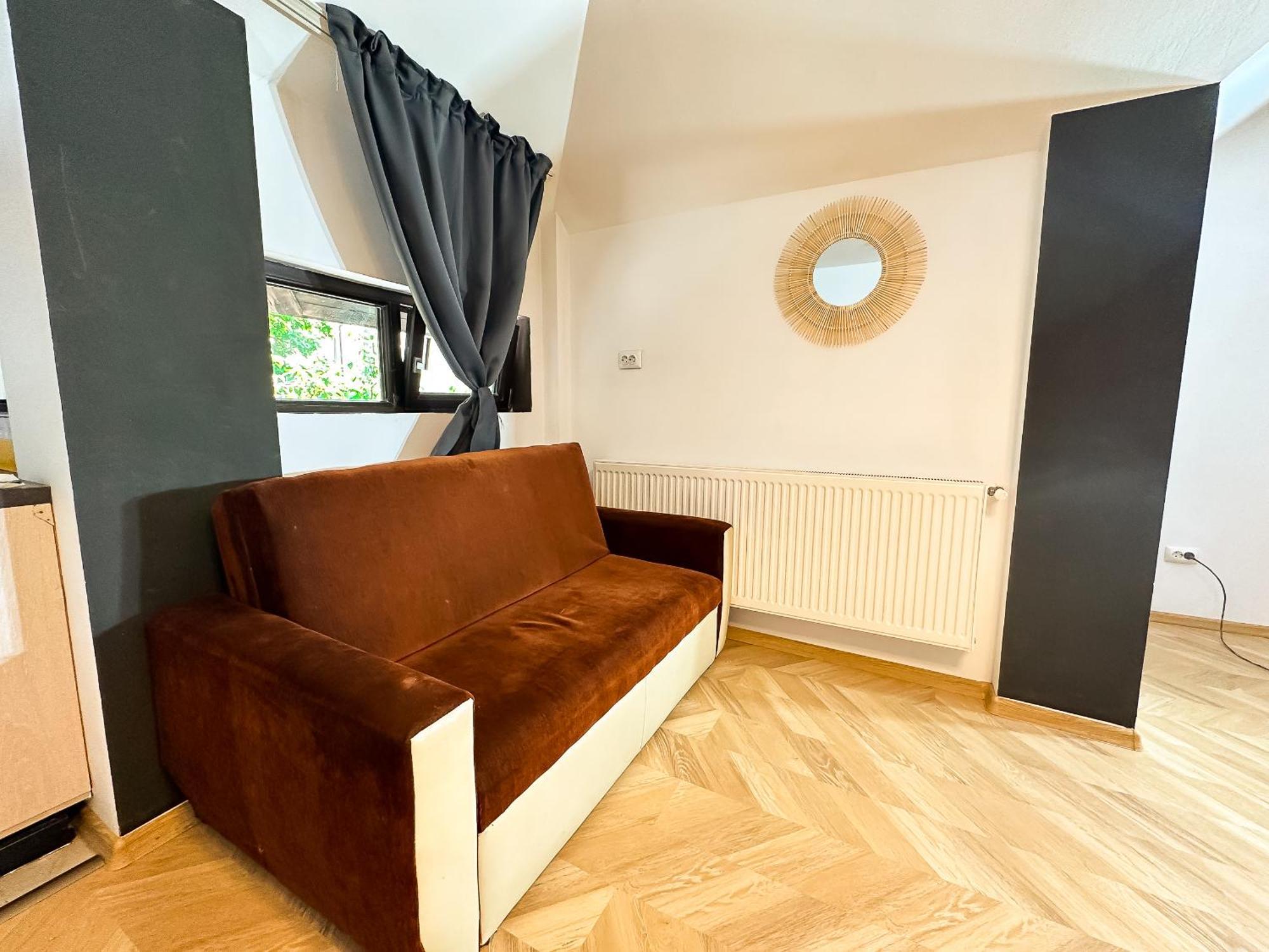 Millenium Apartment Central Крайова Екстериор снимка